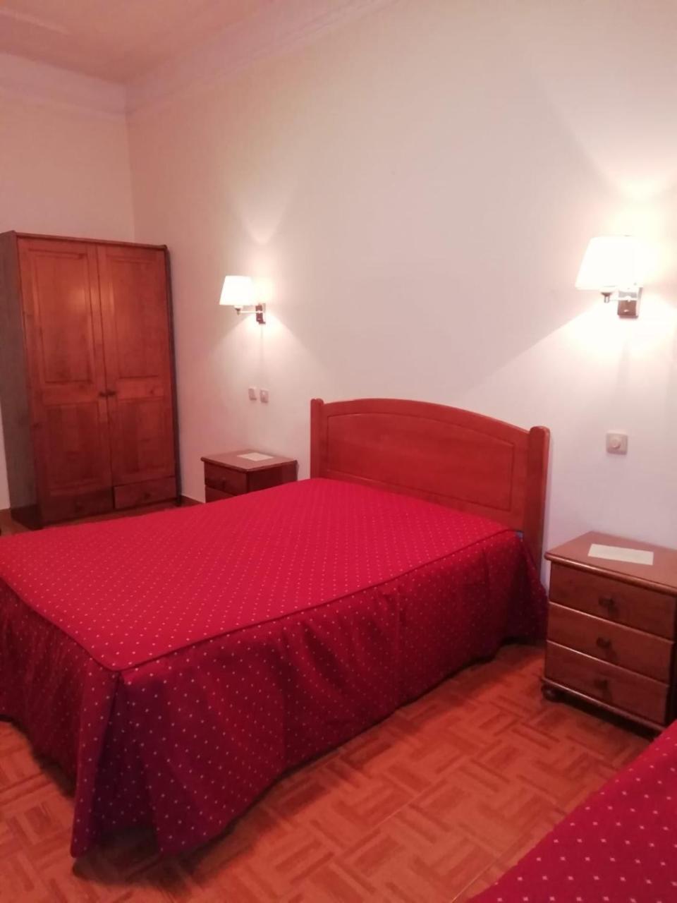 Apolo Bed and Breakfast Lisbona Esterno foto